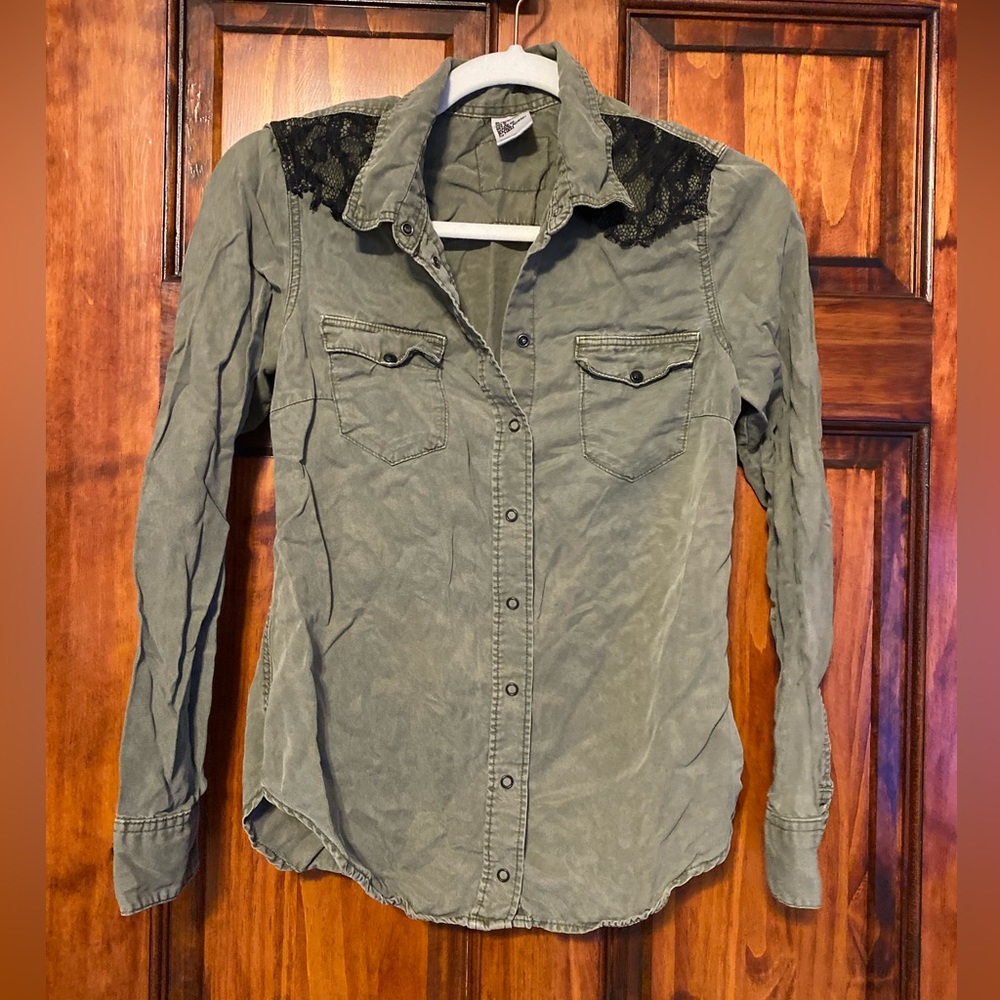 H&M Olive Green Black Lace Button Down Shirt Long Sleeve Top Soft Suede Touch 2